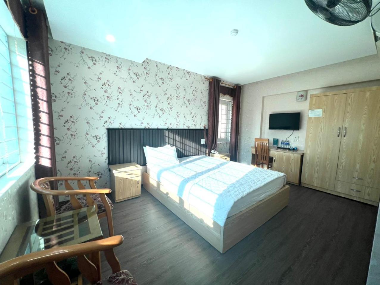 Hoang Ngan 2 Hotel - Tp. Vinh Buitenkant foto