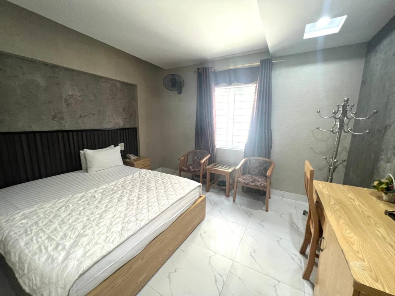 Hoang Ngan 2 Hotel - Tp. Vinh Buitenkant foto