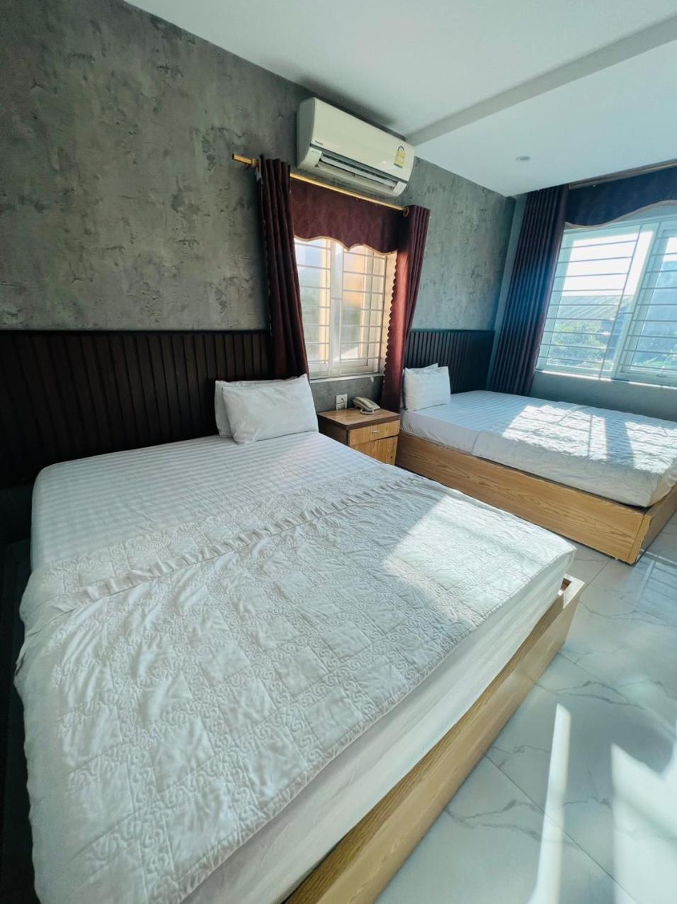 Hoang Ngan 2 Hotel - Tp. Vinh Buitenkant foto